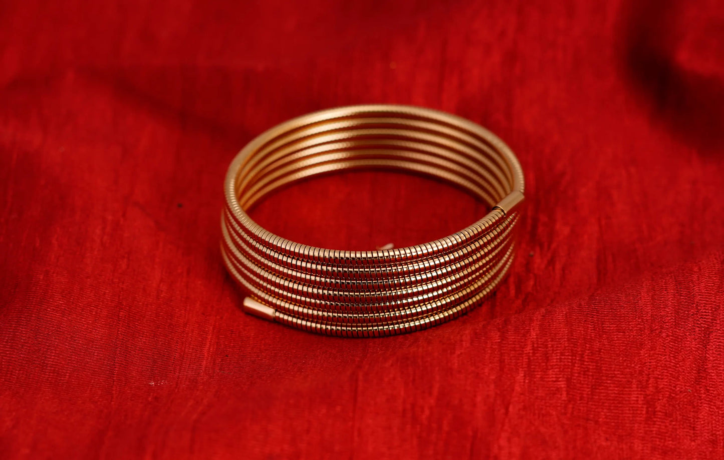 Smara Multi- Layered Winding Spring Bracelet