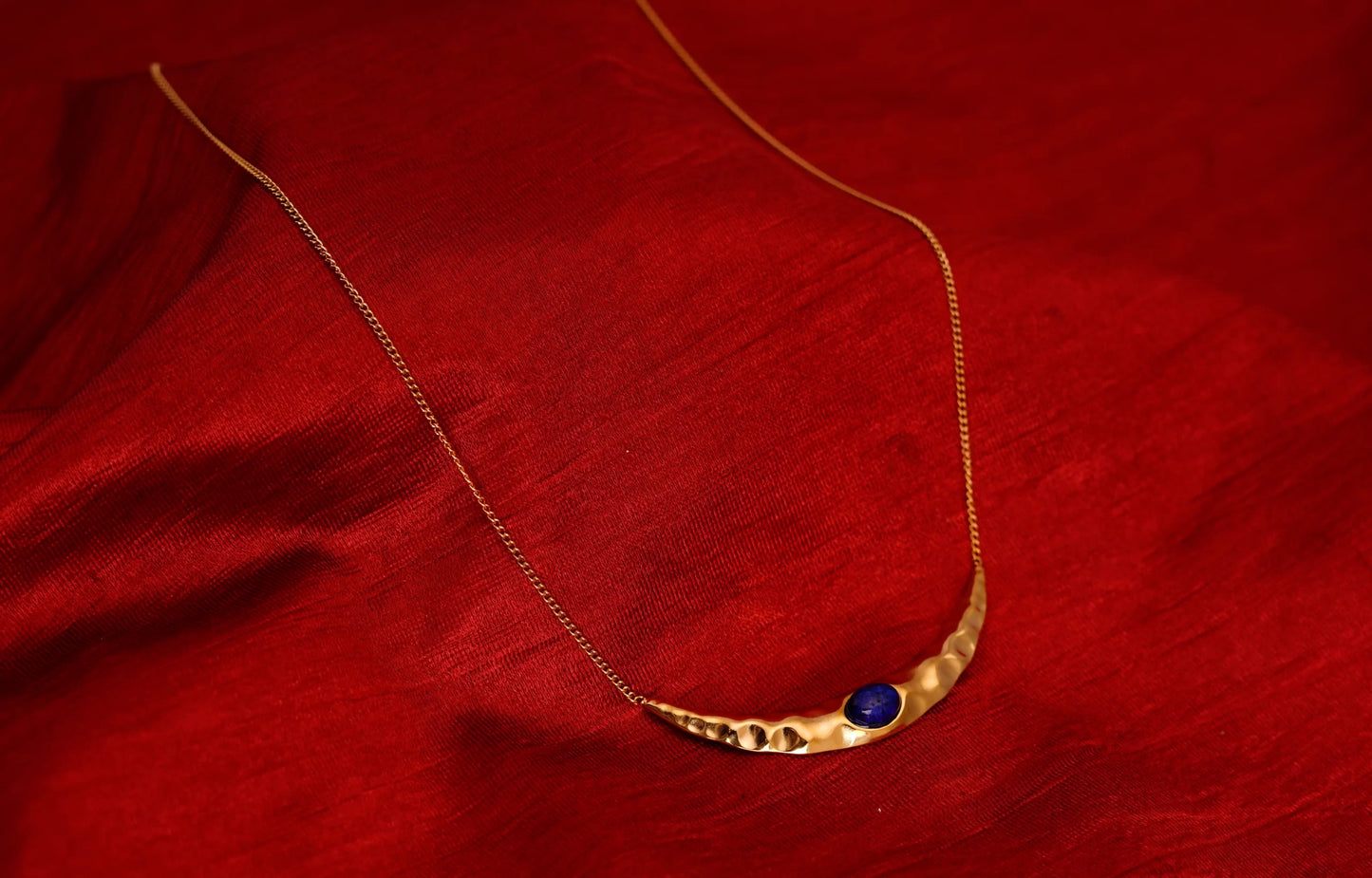 Smara Lapis Pleated Moon Necklace