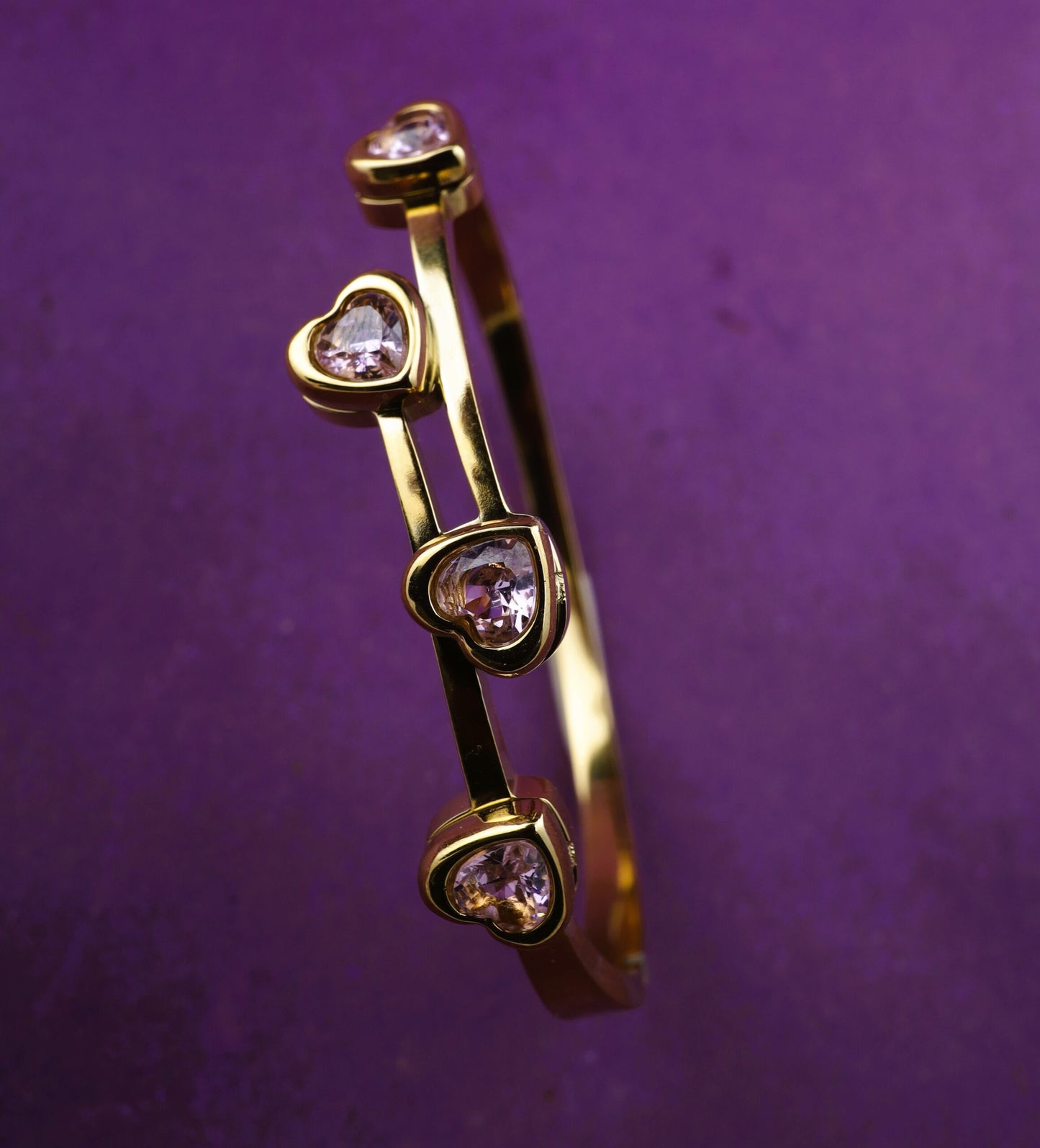 Smara Crystal Heart Bangle