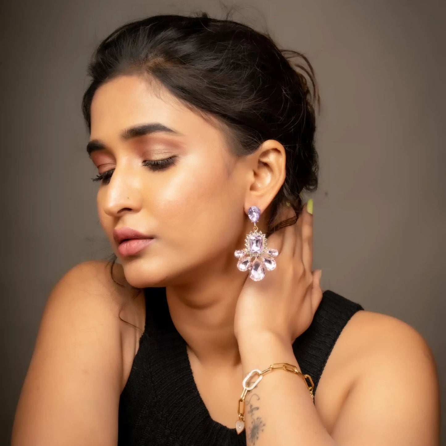 Smara Sparkling Droplet Earrings