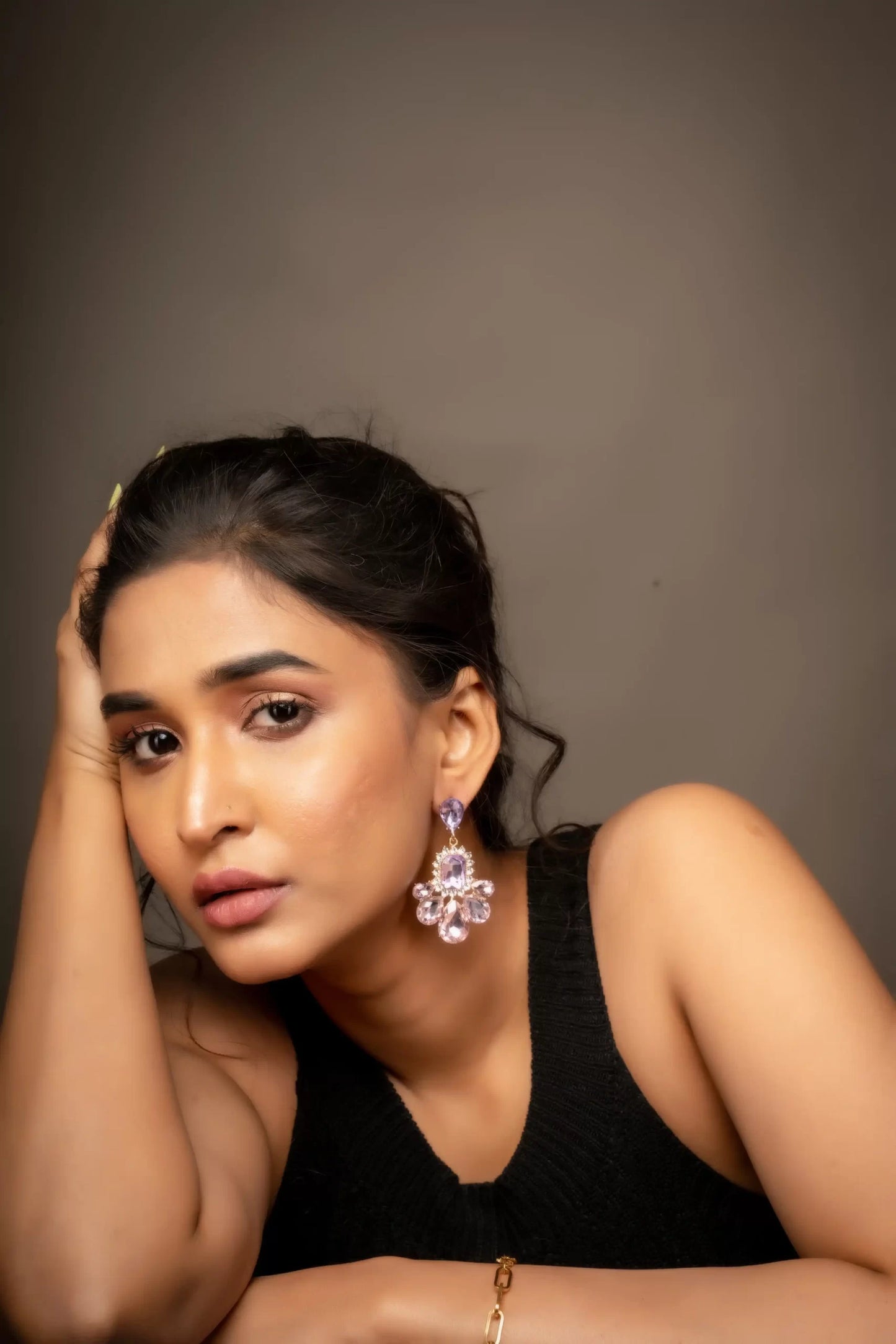 Smara Sparkling Droplet Earrings