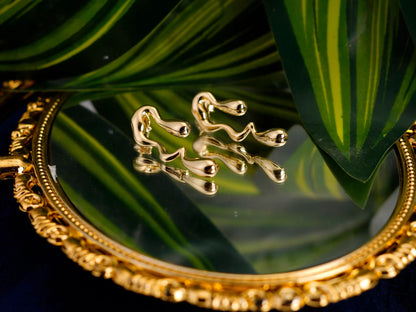 Smara Twisted Water Drop Earrings