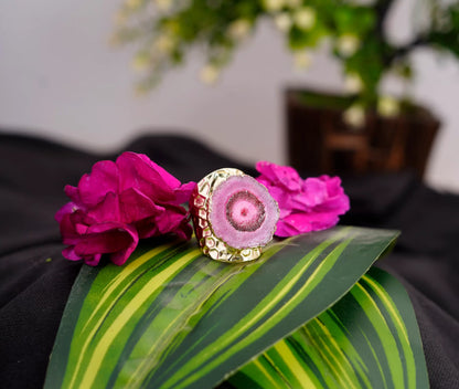 Smara Broad Crystal Open Ring (PINK)