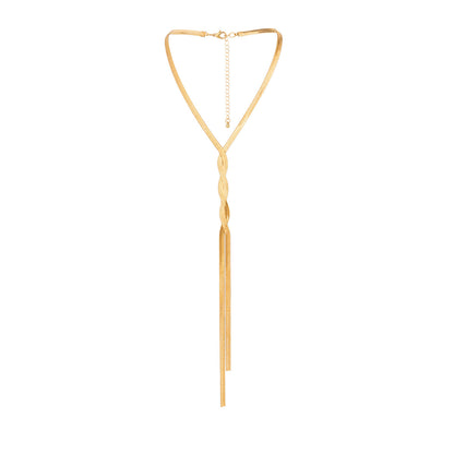 Close-up of gold plated tangled necklace with intricate detailing – Smara Jewellery 