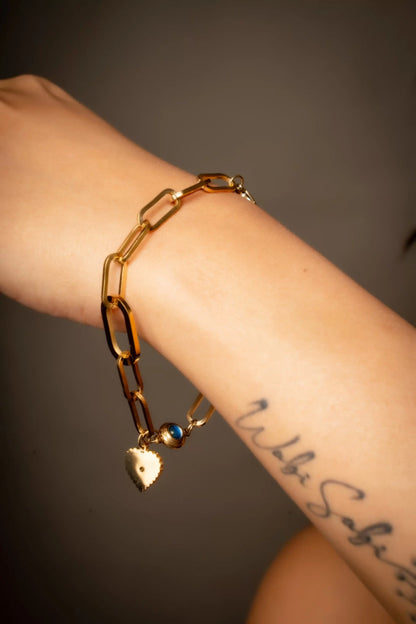 Smara Mother of Pearl Heart Bracelet