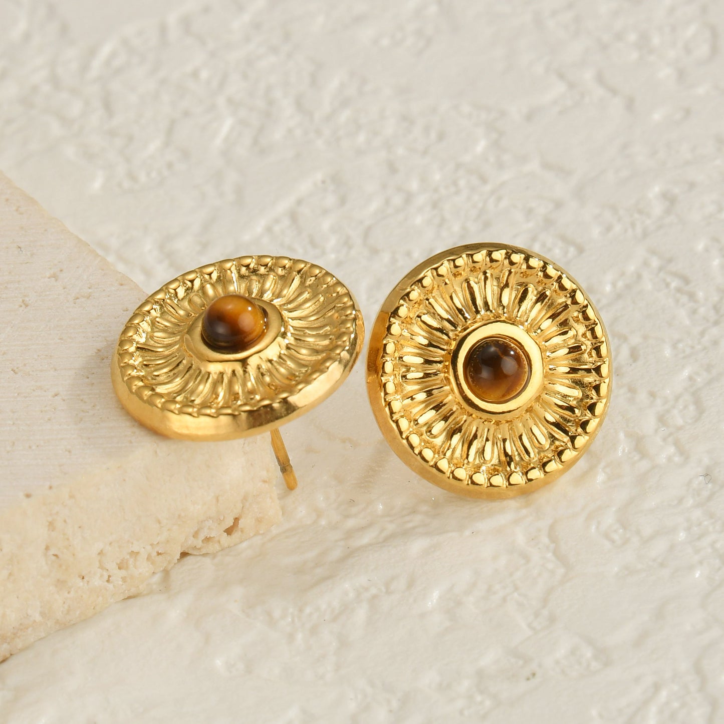 Smara Round Tiger Eye Stud Earrings